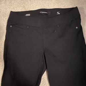 Liverpool Black leggings